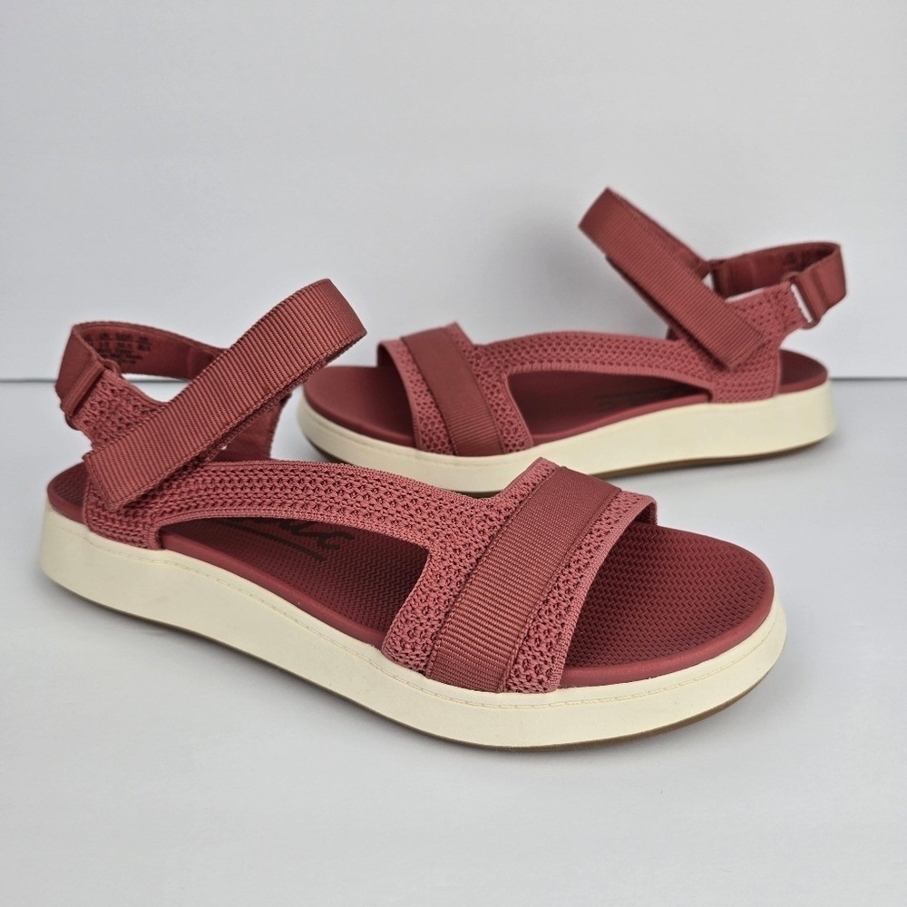 ZODIAC Cloe Sandal Raspberry Pink Womens Size 8.5 Hook‎ and Loop Sporty Comfort